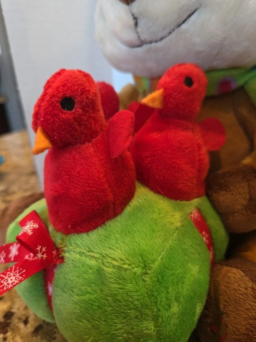 Avon Christmas Animated Plush Reindeer W/ Chirping Birds Deck The Halls Light